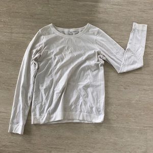 Lululemon long sleeve white shirt